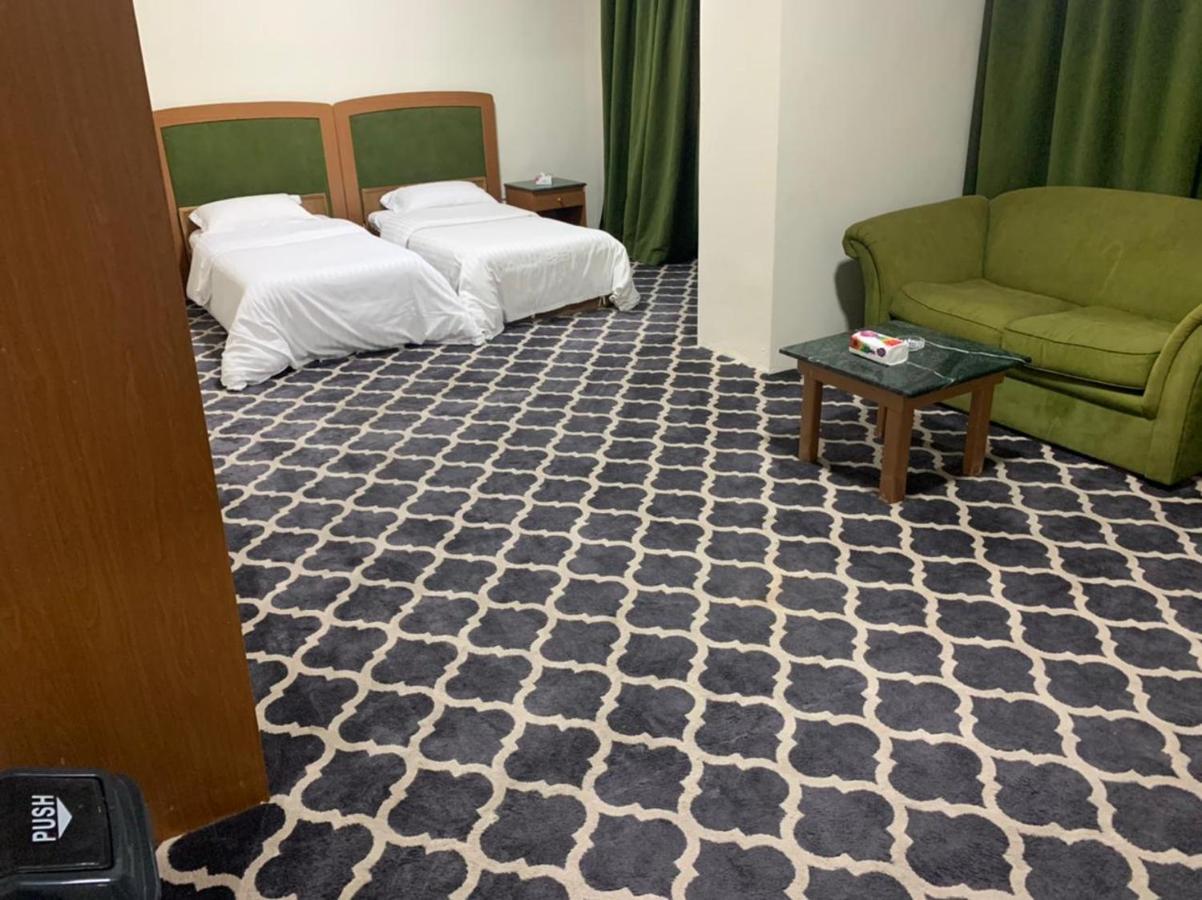 Al Aziziyah Hotel&suites Hamisz-Musait Kültér fotó