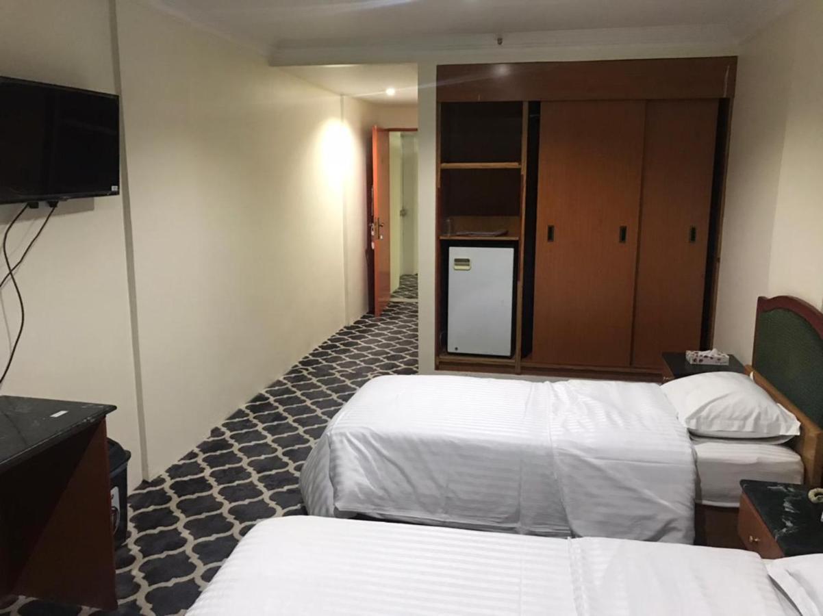 Al Aziziyah Hotel&suites Hamisz-Musait Kültér fotó