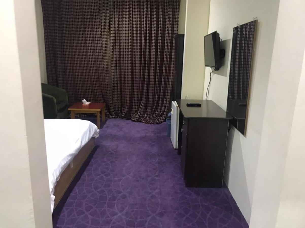 Al Aziziyah Hotel&suites Hamisz-Musait Kültér fotó