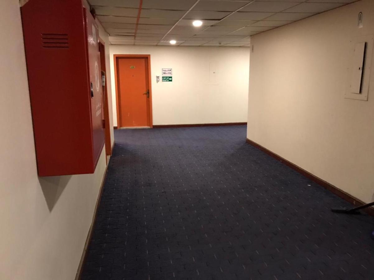 Al Aziziyah Hotel&suites Hamisz-Musait Kültér fotó