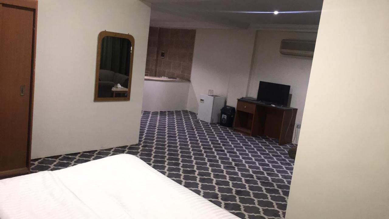 Al Aziziyah Hotel&suites Hamisz-Musait Kültér fotó