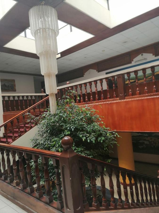 Al Aziziyah Hotel&suites Hamisz-Musait Kültér fotó