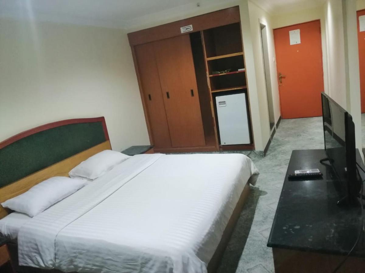 Al Aziziyah Hotel&suites Hamisz-Musait Kültér fotó