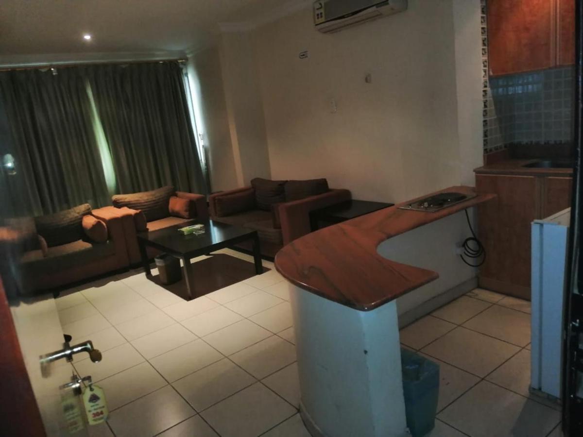 Al Aziziyah Hotel&suites Hamisz-Musait Kültér fotó