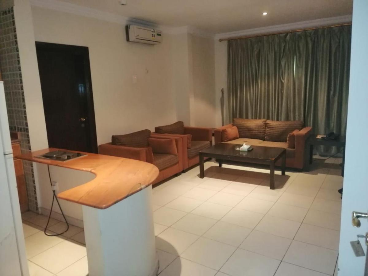 Al Aziziyah Hotel&suites Hamisz-Musait Kültér fotó