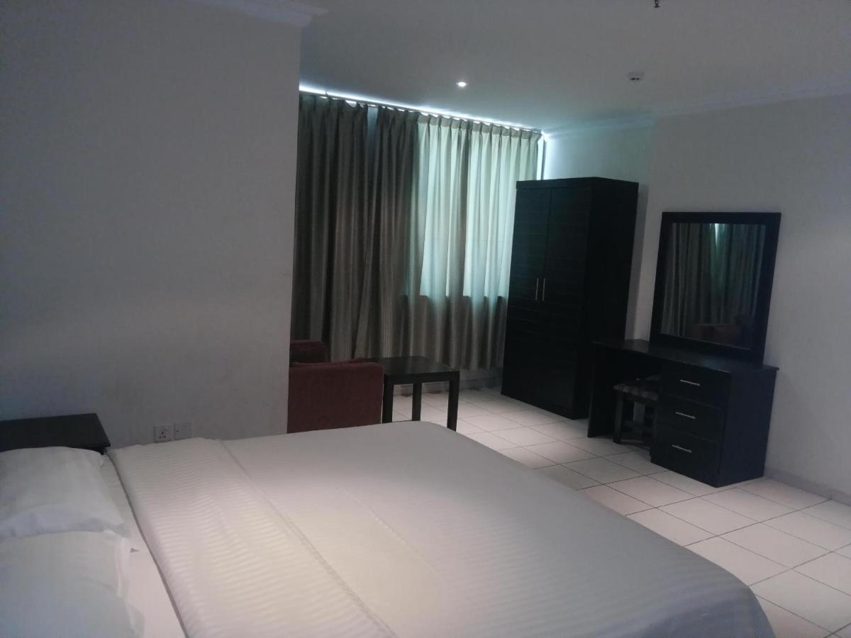 Al Aziziyah Hotel&suites Hamisz-Musait Kültér fotó