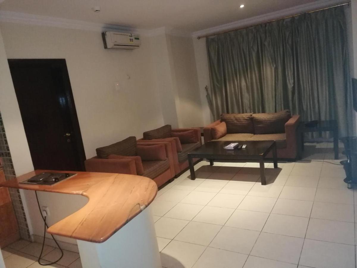 Al Aziziyah Hotel&suites Hamisz-Musait Kültér fotó