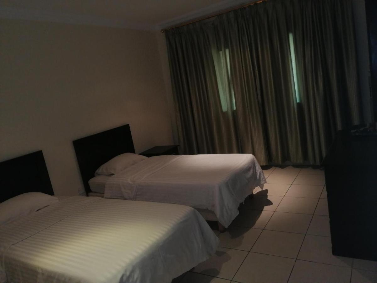 Al Aziziyah Hotel&suites Hamisz-Musait Kültér fotó