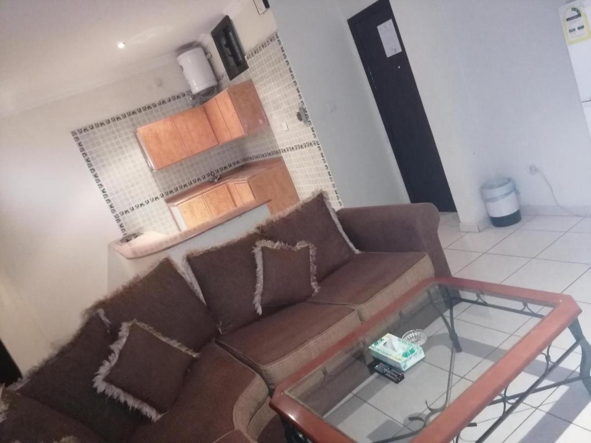 Al Aziziyah Hotel&suites Hamisz-Musait Kültér fotó